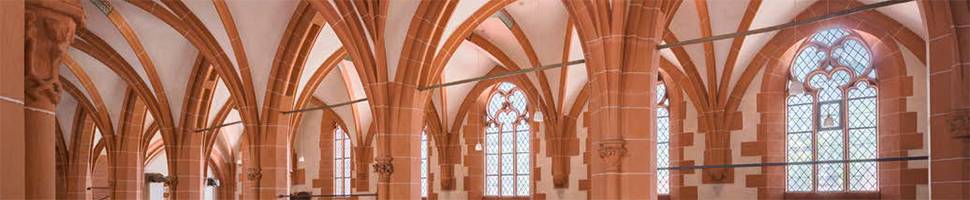 Quelle: Altstadtgemeinde/Foto: Dr. Manfred Schneider Bildausschnitt: Blick ins imposante Kreuzrippengewölbe der Heiliggeistkirche (hier: Südempore)